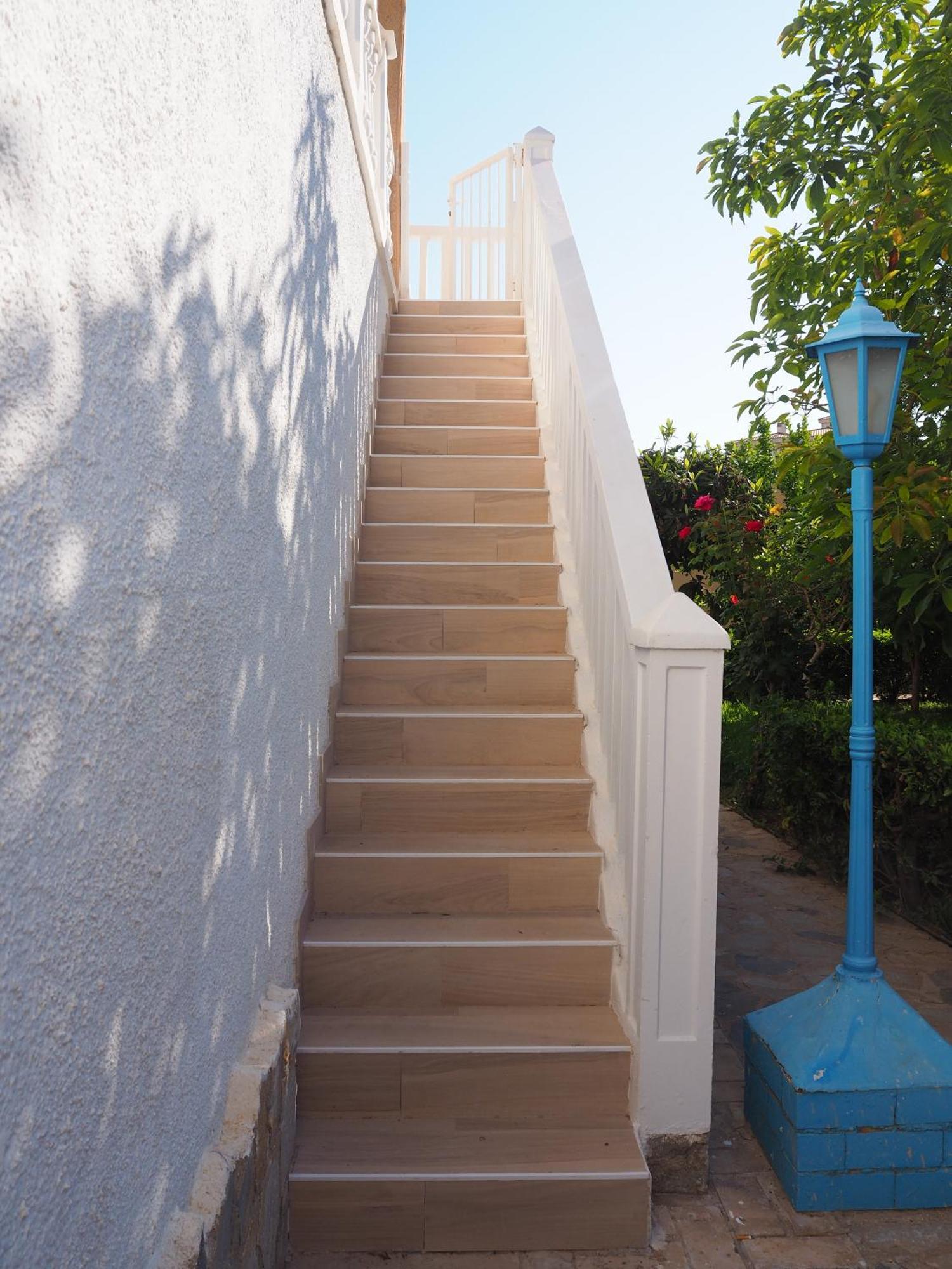 Casa Naru Albir, Duplex Appartement Met Ruim Terras En Buitenkeuken El Albir Bagian luar foto